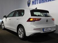 Begagnad VW Golf VIII 112 HK (82 kW) 2023 Vit Halvkombi