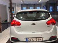 begagnad Kia Ceed CEED1.6 CRDi DRAG NYBESIKTIGAD NYSERVAD 2 BRUKARE