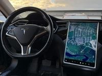 Begagnad Tesla Model S 311 kW (423 HK) 2015 Halvkombi