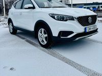 Begagnad MG ZS 105 kW (143 HK) 2021 Arctic white SUV