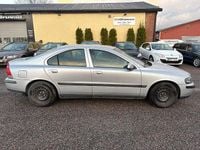 Begagnad Volvo S60 140 HK (102 kW) 2002 Grå Sedan