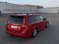 begagnad Volvo V70 2.5T Flexifuel Momentum R-Design