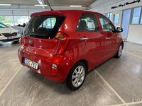 Begagnad Kia Picanto 68 HK (50 kW) 2013 Röd Halvkombi
