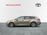 Begagnad Toyota Corolla Style 124 HK (91 kW) 2020 Grön Kombi