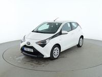 Begagnad Toyota Aygo X-play 72 HK (52 kW) 2018 Vit Halvkombi