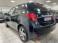 begagnad Toyota Yaris Hybrid e-CVT Euro 6, NY BES .