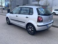 begagnad VW Polo 5-dörrar 1.4 Euro 4 HELT NY BESIKTAD