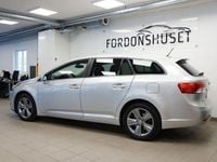 Begagnad Toyota Avensis Edition 147 HK (108 kW) 2015 Silver Kombi