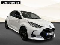 Begagnad Toyota Yaris Hybrid Style 117 HK (86 kW) 2023 Vit Halvkombi