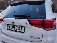 Begagnad Mitsubishi Outlander 224 HK (164 kW) 2019 SUV