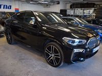 begagnad BMW X6 M50i/ MOMS/ PANO/ HUD/ DRAG/ H&K/ VÄRM/ 360°