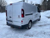 Begagnad Fiat Talento 120 HK (88 kW) 2016 Grå Minibuss