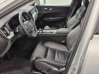 Begagnad Volvo XC60 Core 253 HK (186 kW) 2023 Silver dawn metallic SUV