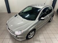 begagnad Peugeot 206 3-dörrar 1.6 XS | En brukare