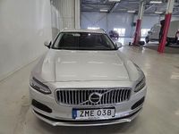 Begagnad Volvo V90 Momentum 253 HK (186 kW) 2022 Silver Kombi