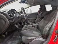 Begagnad Volvo V40 Kinetic 180 HK (132 kW) 2013 Röd Halvkombi