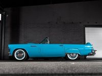 Begagnad Ford Thunderbird Convertible 218 HK (160 kW) 1956 Blå Cab