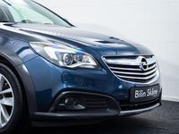 Begagnad Opel Insignia Country Tourer Business 164 HK (120 kW) 2014 Blå Kombi
