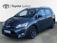 Begagnad Toyota Verso Edition 148 HK (108 kW) 2015 Grå Minibuss