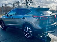 begagnad Nissan Qashqai 1.2 DIG-T Läder Panorama Drag B-kam ACC BOSE