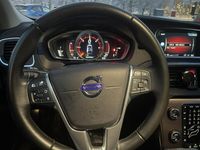 begagnad Volvo V40 CC D3 Geartronic Momentum Euro 6