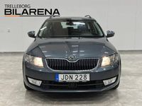 Begagnad Skoda Octavia Ambition 110 HK (80 kW) 2015 Grå Halvkombi