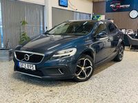 Begagnad Volvo V40 CC Summum 190 HK (139 kW) 2017 Blå Kombi