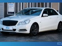 Begagnad Mercedes E200 Classic 136 HK (100 kW) 2011 Vit Sedan