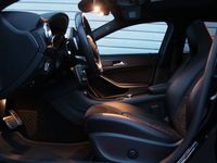 begagnad Mercedes GLA200 GLA200 Benzd AMG Kamera Navi Panorama Drag 2019, Crossover
