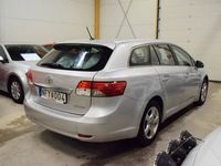 begagnad Toyota Avensis Kombi 2.0 D-4D 124hk Besiktad