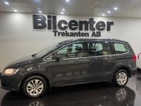 Begagnad VW Sharan 140 HK (102 kW) 2011 Ljusgrå Minibuss