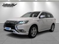 Begagnad Mitsubishi Outlander P-HEV Comfort Edition 224 HK (164 kW) 2019 Vit SUV