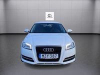 Begagnad Audi A3 Sportback Attraction 105 HK (77 kW) 2012 Vit Halvkombi