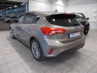 begagnad Ford Focus Titanium 5D 1.0T EcoBoost 125hk Euro6/LågSkatt