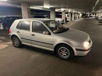 Begagnad VW Golf IV 101 HK (74 kW) 2000