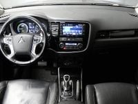 Begagnad Mitsubishi Outlander P-HEV 121 HK (88 kW) 2016 Brun SUV