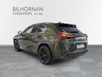 Begagnad Lexus UX 250h E-FOUR 186 HK (136 kW) 2020 Grön SUV