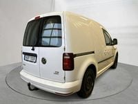 Begagnad VW Caddy 102 HK (75 kW) 2016 Vit Minibuss