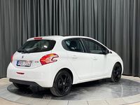 begagnad Peugeot 208 1.2 VTi *V-Hjul/Pano/Navi/Farth/Kamrem Bytt*