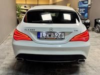 Begagnad Mercedes CLA220 Shooting Brake Urban 177 HK (130 kW) 2015 Vit Kombi