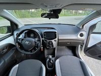 begagnad Toyota Aygo 5-dörrar 1.0 VVT-i X-PLAY Euro 6