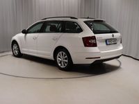 begagnad Skoda Octavia Kombi 1.0 TSI 115hk P-Värmare Sensorer Carplay