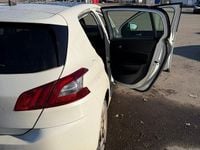Begagnad Peugeot 308 125 HK (91 kW) 2013