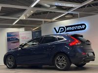Begagnad Volvo V40 Momentum 180 HK (132 kW) 2013 Blå Halvkombi