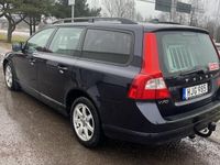 begagnad Volvo V70 D5 Momentum Euro 4