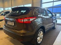 Begagnad Nissan Qashqai Acenta 116 HK (85 kW) 2015 Brun SUV