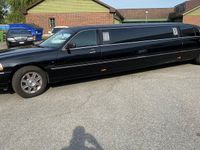 begagnad Lincoln Town Car Limo Stretch Limousine