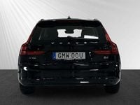 Begagnad Volvo V90 Core 197 HK (144 kW) 2023 Svart Kombi
