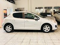 begagnad Peugeot 207 5-dörrar 1.4HDi NY-BES NY-Service Lågmilare 68hk