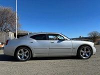 Begagnad Dodge Charger 373 HK (274 kW) 2009 Silver Sedan